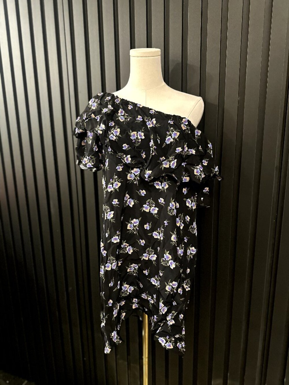 Topshop Black Floral Off Shoulder Ruffle Asymmetrical Hem Mini Dress